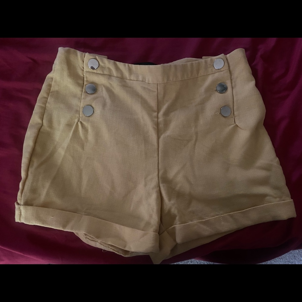 Like an Angel Shorts Size L